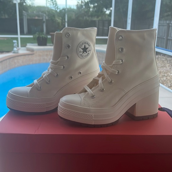 COPY - 🔥Women’s Converse CHUCK “70” DE LUXE HEELED SNEAKERS-PLATFORM PRICE FIRM - Picture 2 of 7